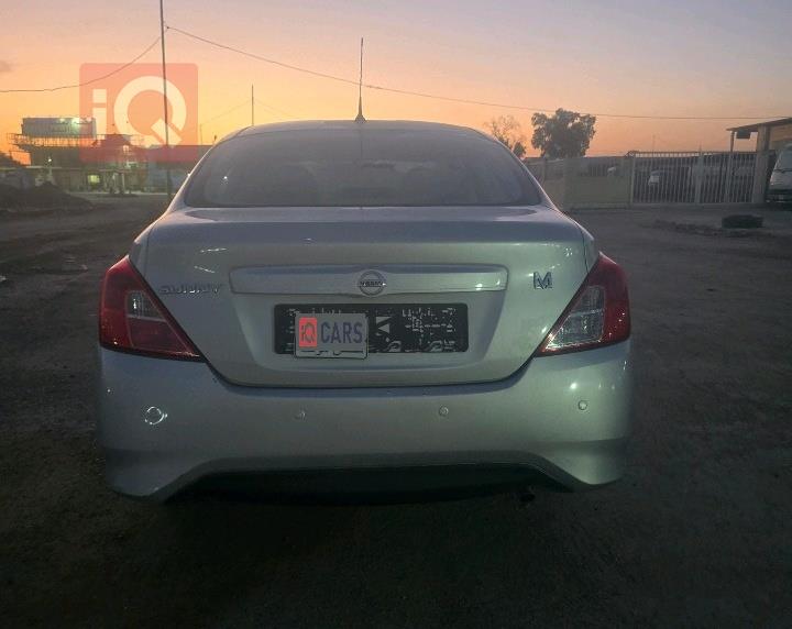 نیسان سەنی